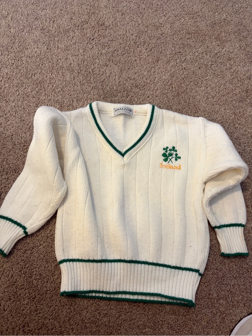 Cream V-Neck Ireland Embroidered Girl’s Sweater